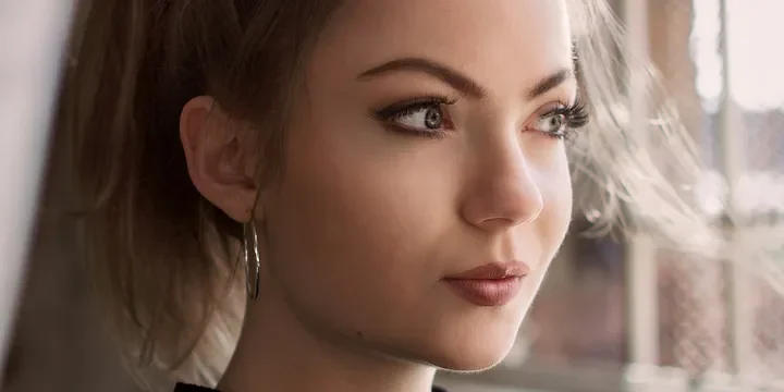 Featured image of post A “Real Deal” Woman: No Traces of Deceit in Her Phone